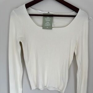 H&M Girls White Scoop Neck Ribbed Shirt — NWT